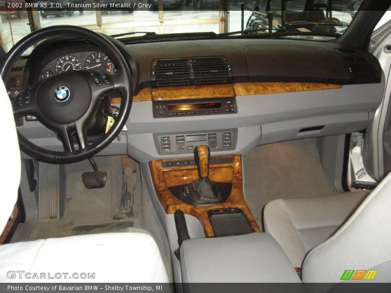 Titanium Silver Metallic / Grey 2002 BMW X5 3.0i