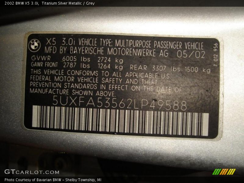 Titanium Silver Metallic / Grey 2002 BMW X5 3.0i