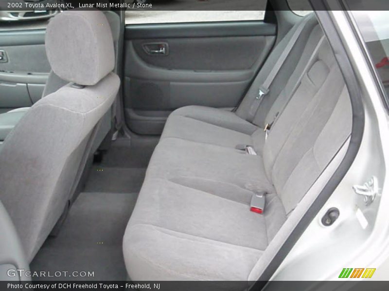 Lunar Mist Metallic / Stone 2002 Toyota Avalon XL