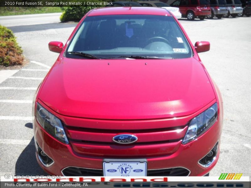 Sangria Red Metallic / Charcoal Black 2010 Ford Fusion SE