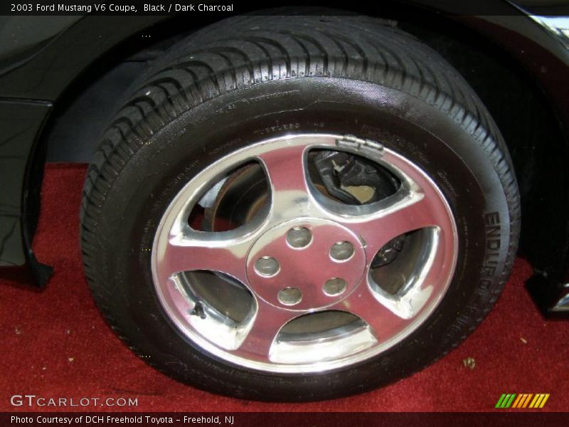Black / Dark Charcoal 2003 Ford Mustang V6 Coupe