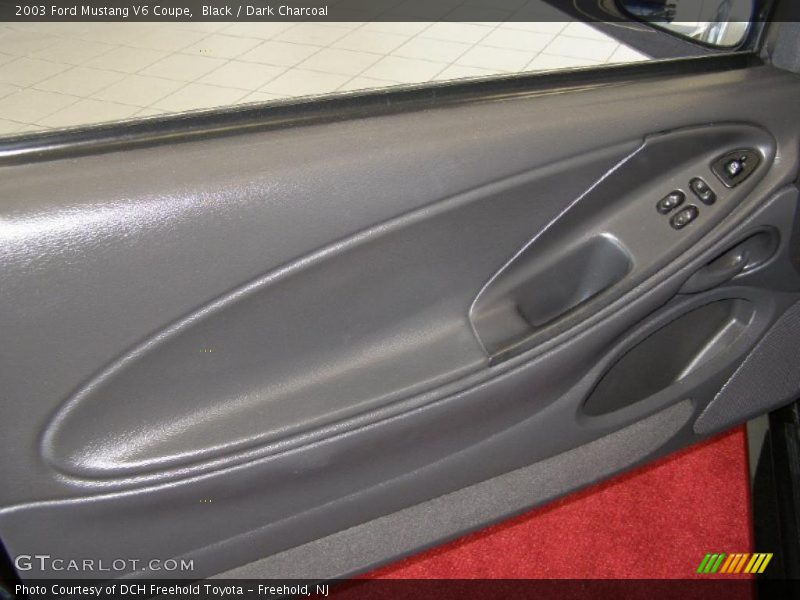 Black / Dark Charcoal 2003 Ford Mustang V6 Coupe