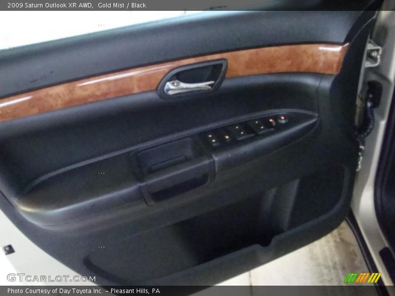 Gold Mist / Black 2009 Saturn Outlook XR AWD