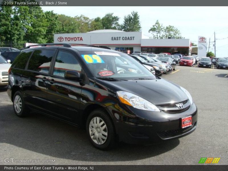 Black / Stone 2009 Toyota Sienna LE