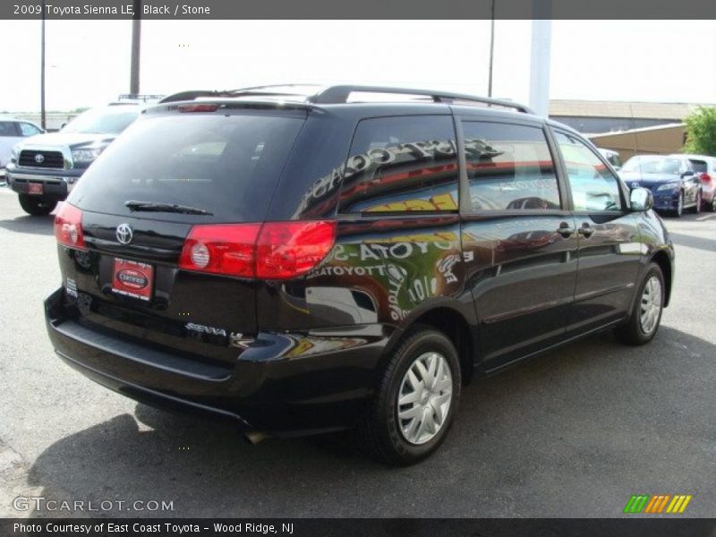 Black / Stone 2009 Toyota Sienna LE