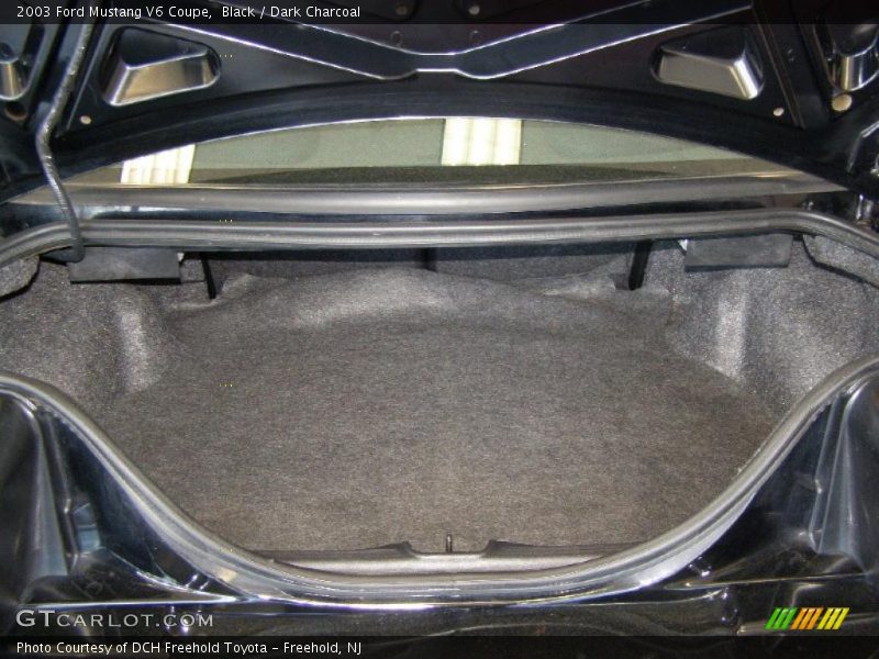 Black / Dark Charcoal 2003 Ford Mustang V6 Coupe