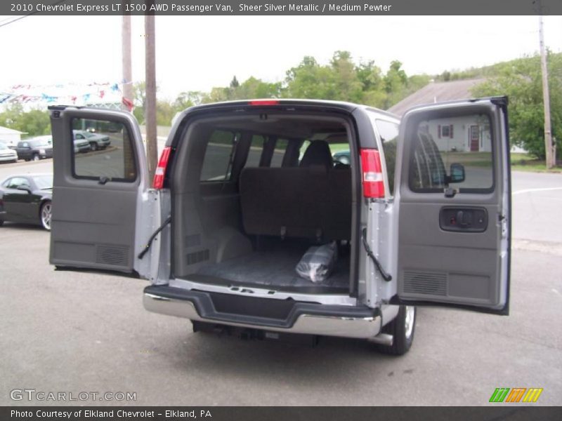 Sheer Silver Metallic / Medium Pewter 2010 Chevrolet Express LT 1500 AWD Passenger Van