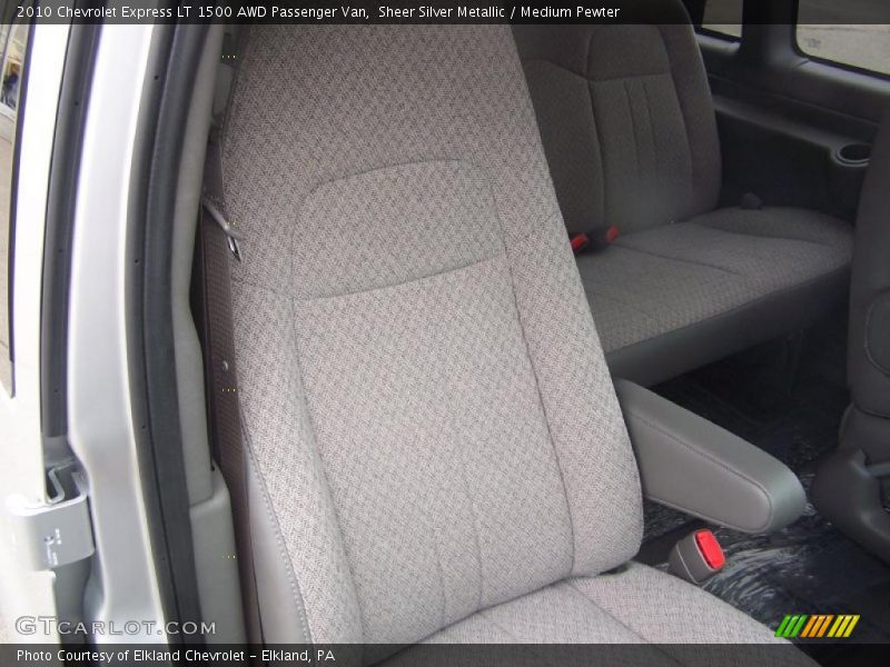 Sheer Silver Metallic / Medium Pewter 2010 Chevrolet Express LT 1500 AWD Passenger Van