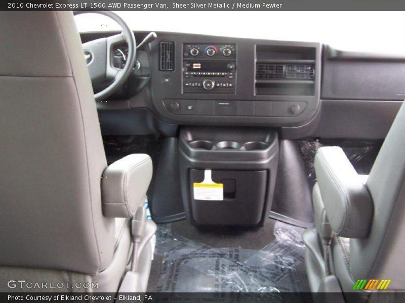 Sheer Silver Metallic / Medium Pewter 2010 Chevrolet Express LT 1500 AWD Passenger Van