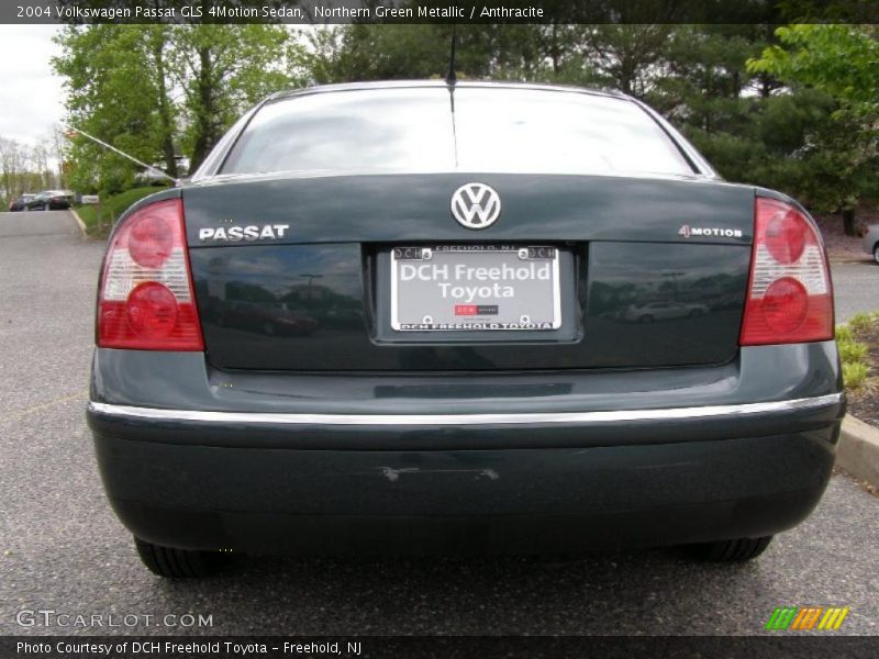 Northern Green Metallic / Anthracite 2004 Volkswagen Passat GLS 4Motion Sedan