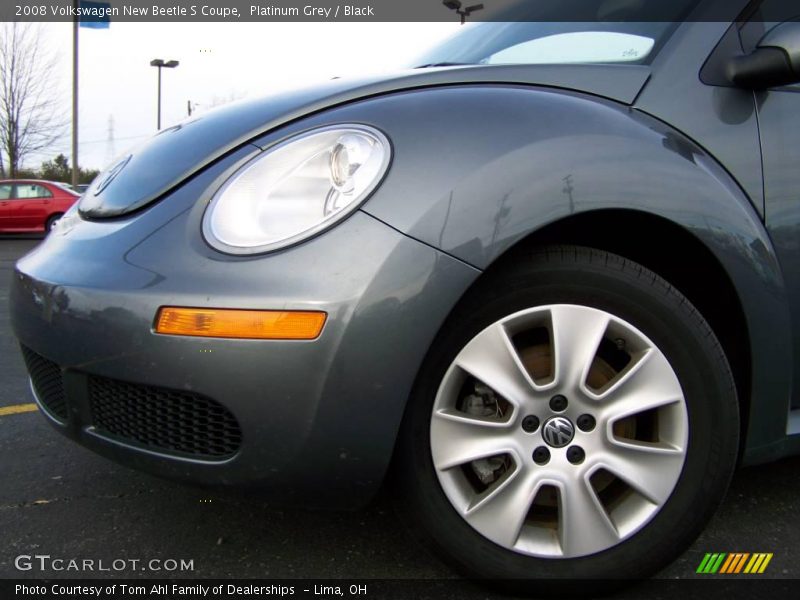 Platinum Grey / Black 2008 Volkswagen New Beetle S Coupe