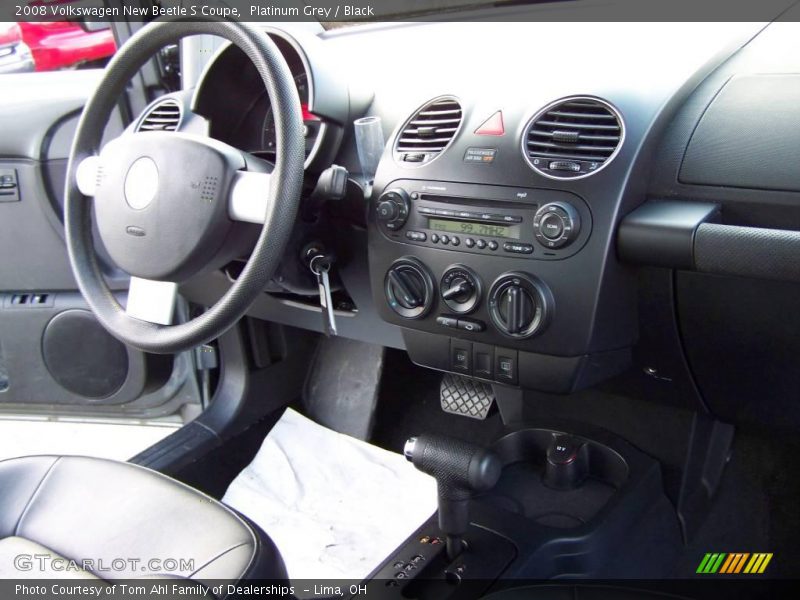 Platinum Grey / Black 2008 Volkswagen New Beetle S Coupe