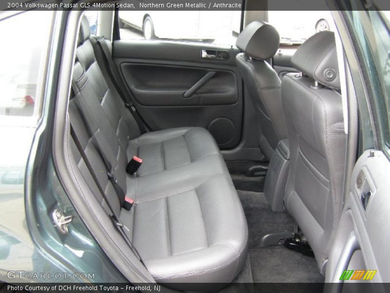 Northern Green Metallic / Anthracite 2004 Volkswagen Passat GLS 4Motion Sedan