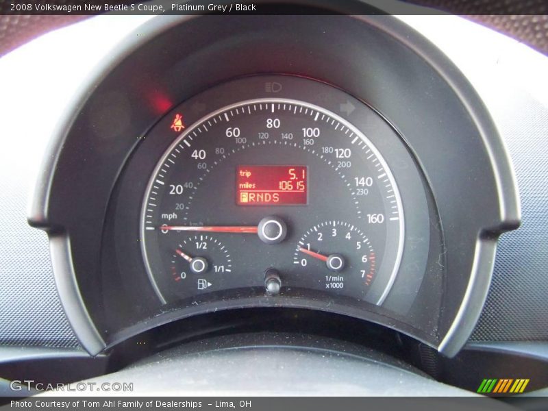 Platinum Grey / Black 2008 Volkswagen New Beetle S Coupe