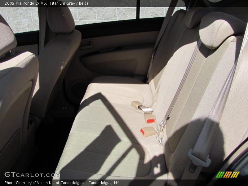 Titanium Gray / Beige 2009 Kia Rondo LX V6