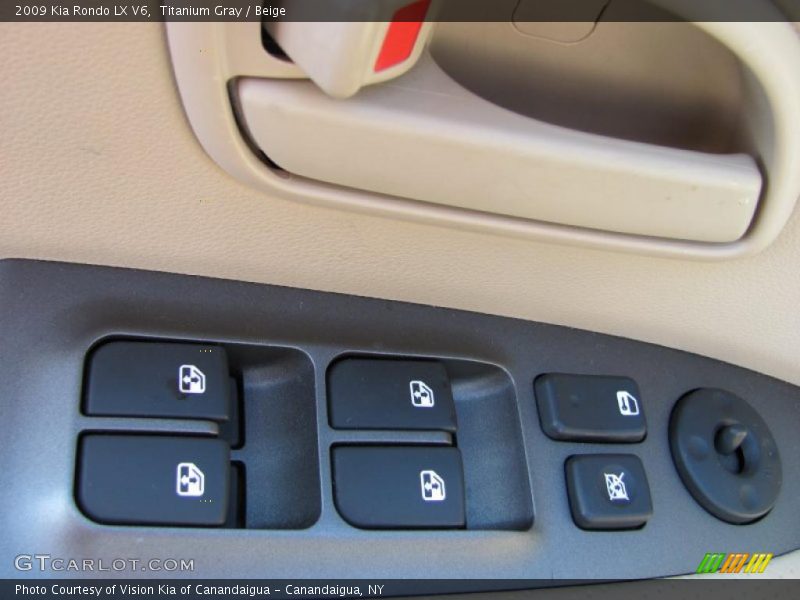 Titanium Gray / Beige 2009 Kia Rondo LX V6