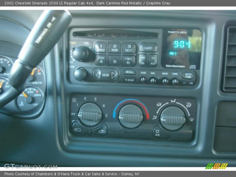 Dark Carmine Red Metallic / Graphite Gray 2002 Chevrolet Silverado 1500 LS Regular Cab 4x4