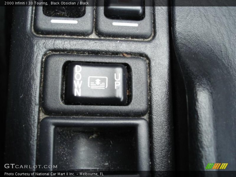 Black Obsidian / Black 2000 Infiniti I 30 Touring