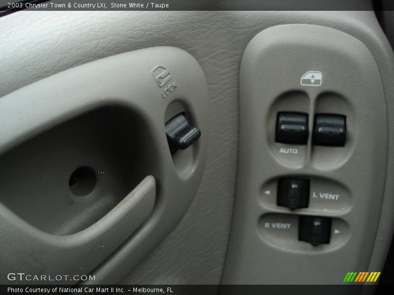 Stone White / Taupe 2003 Chrysler Town & Country LXi
