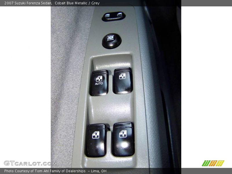 Cobalt Blue Metallic / Grey 2007 Suzuki Forenza Sedan