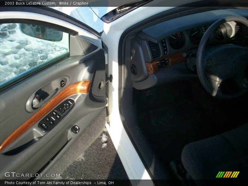 White / Graphite 2003 Buick LeSabre Custom