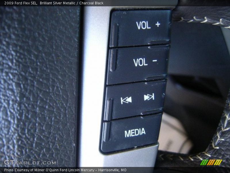 Brilliant Silver Metallic / Charcoal Black 2009 Ford Flex SEL