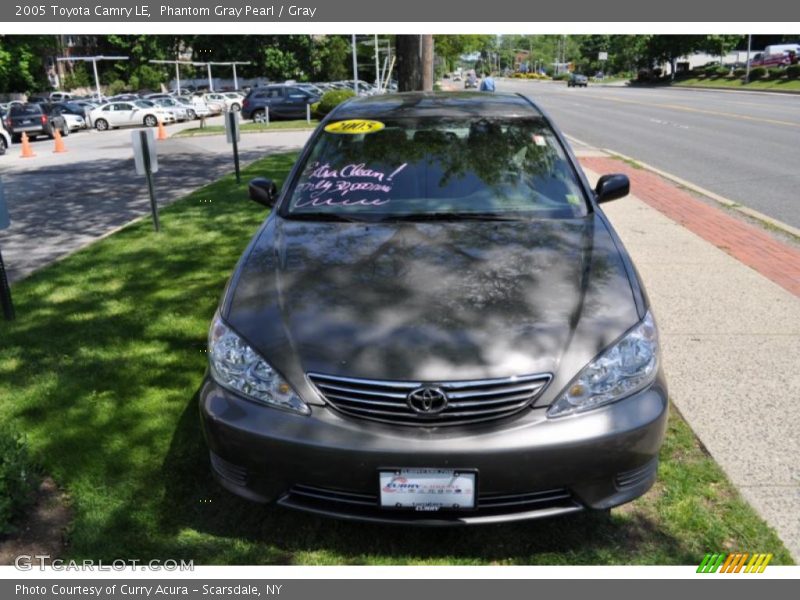 Phantom Gray Pearl / Gray 2005 Toyota Camry LE