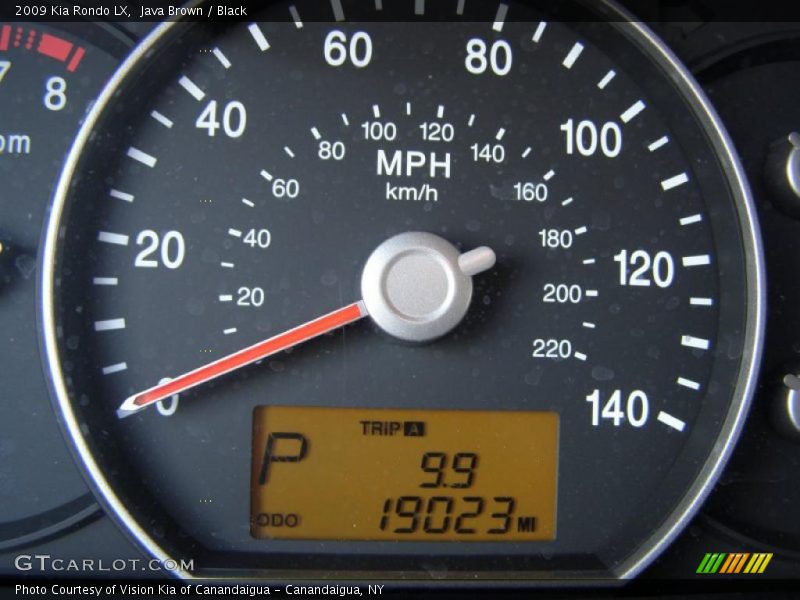 Java Brown / Black 2009 Kia Rondo LX