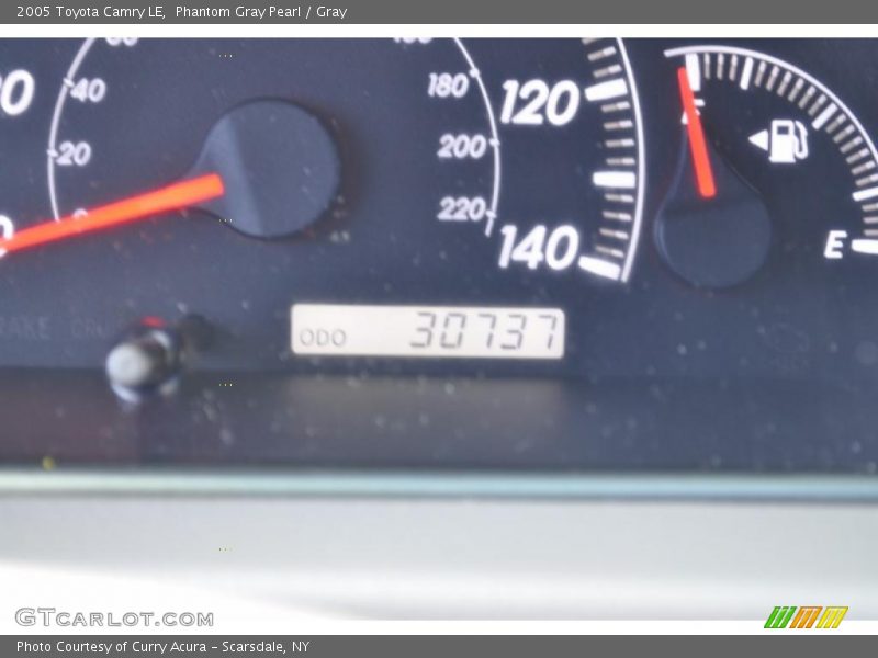 Phantom Gray Pearl / Gray 2005 Toyota Camry LE