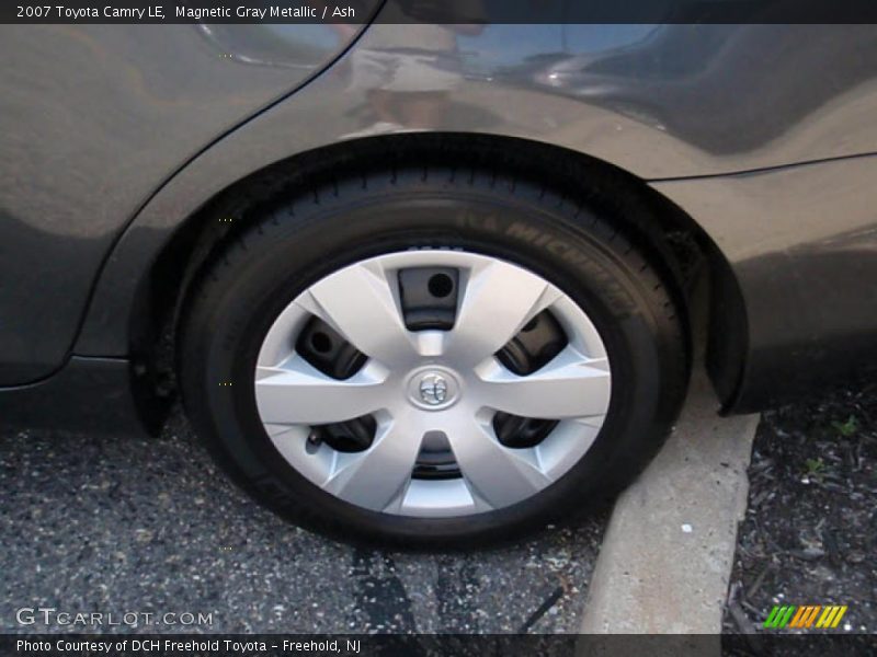 Magnetic Gray Metallic / Ash 2007 Toyota Camry LE