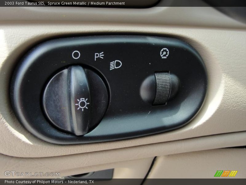 Spruce Green Metallic / Medium Parchment 2003 Ford Taurus SES