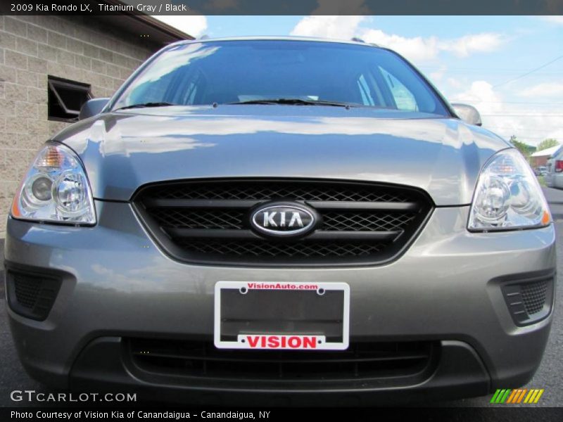 Titanium Gray / Black 2009 Kia Rondo LX