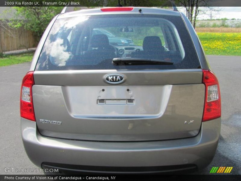 Titanium Gray / Black 2009 Kia Rondo LX