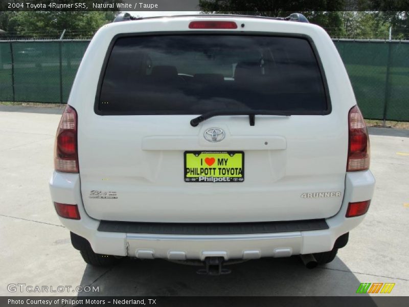 Natural White / Taupe 2004 Toyota 4Runner SR5