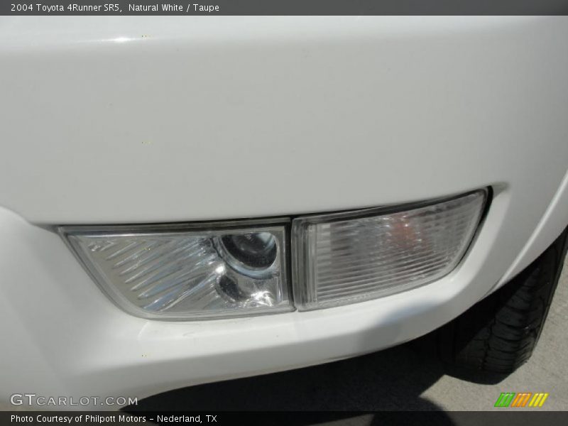 Natural White / Taupe 2004 Toyota 4Runner SR5