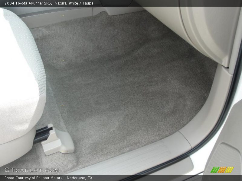 Natural White / Taupe 2004 Toyota 4Runner SR5