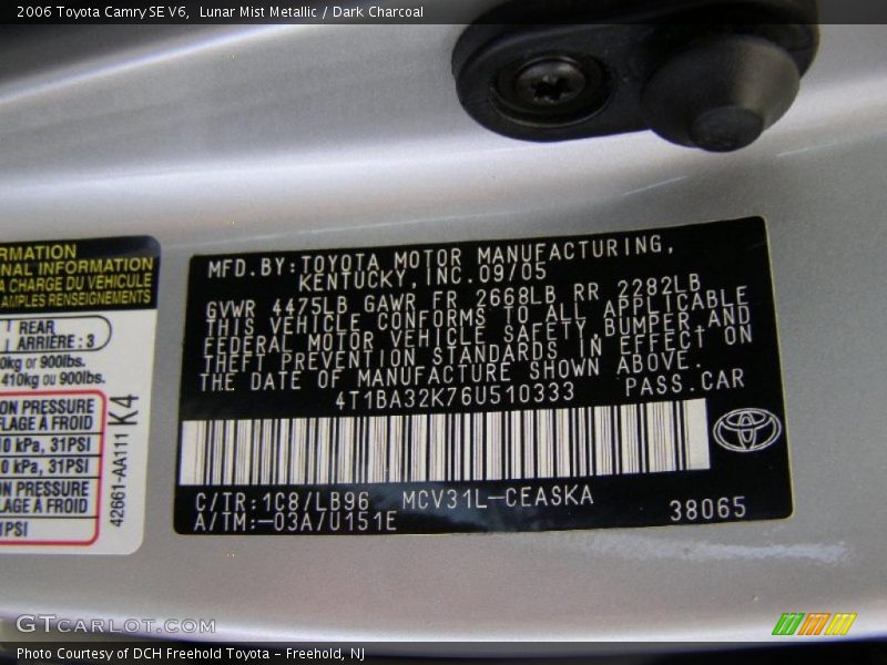 Lunar Mist Metallic / Dark Charcoal 2006 Toyota Camry SE V6