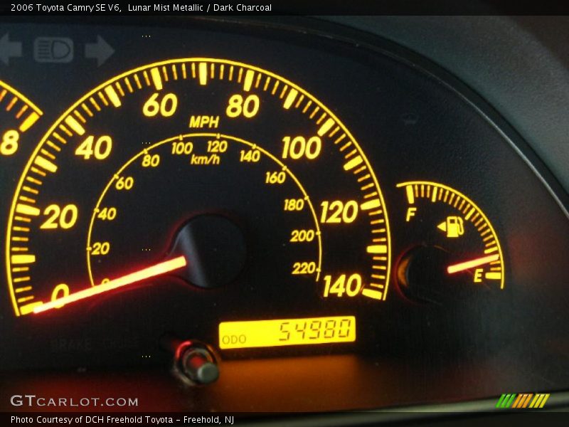 Lunar Mist Metallic / Dark Charcoal 2006 Toyota Camry SE V6