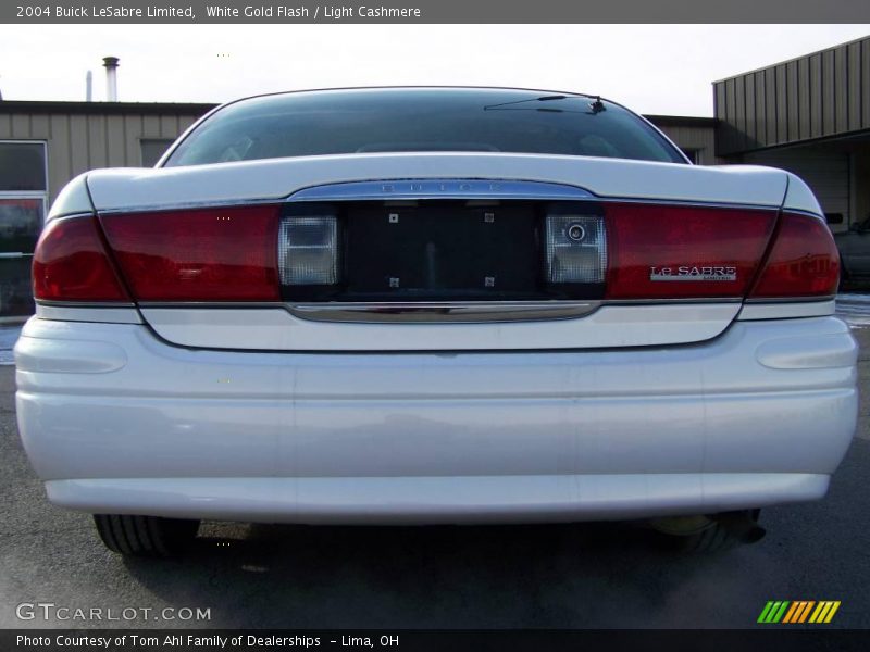 White Gold Flash / Light Cashmere 2004 Buick LeSabre Limited