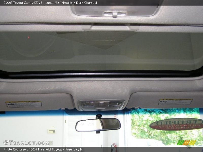 Lunar Mist Metallic / Dark Charcoal 2006 Toyota Camry SE V6