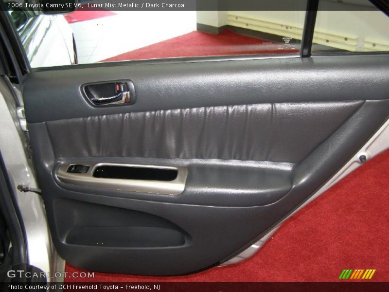 Lunar Mist Metallic / Dark Charcoal 2006 Toyota Camry SE V6