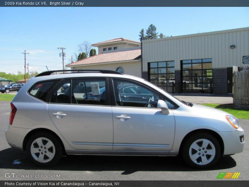 Bright Silver / Gray 2009 Kia Rondo LX V6