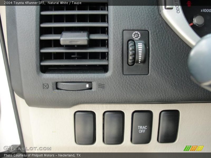 Natural White / Taupe 2004 Toyota 4Runner SR5