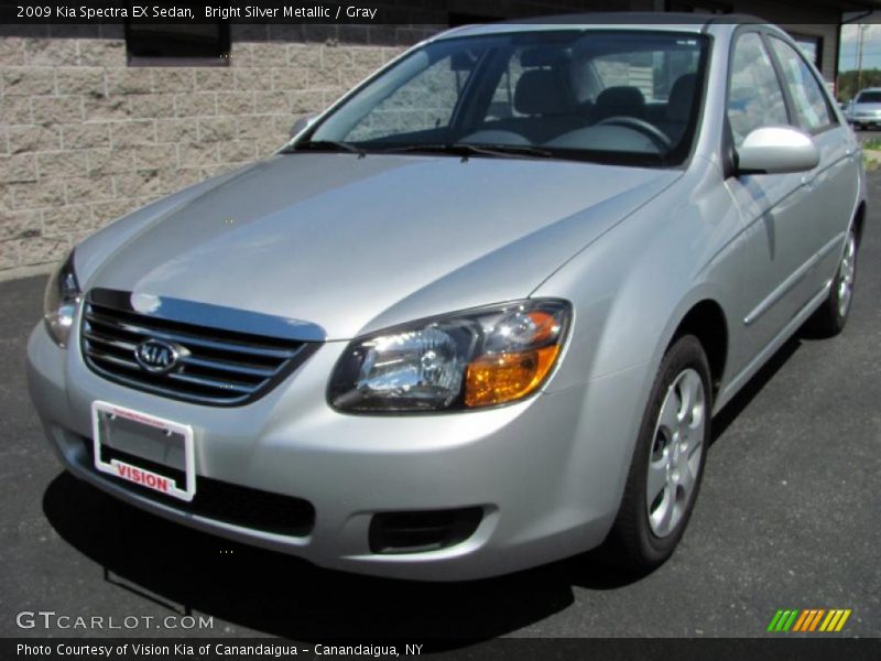 Bright Silver Metallic / Gray 2009 Kia Spectra EX Sedan