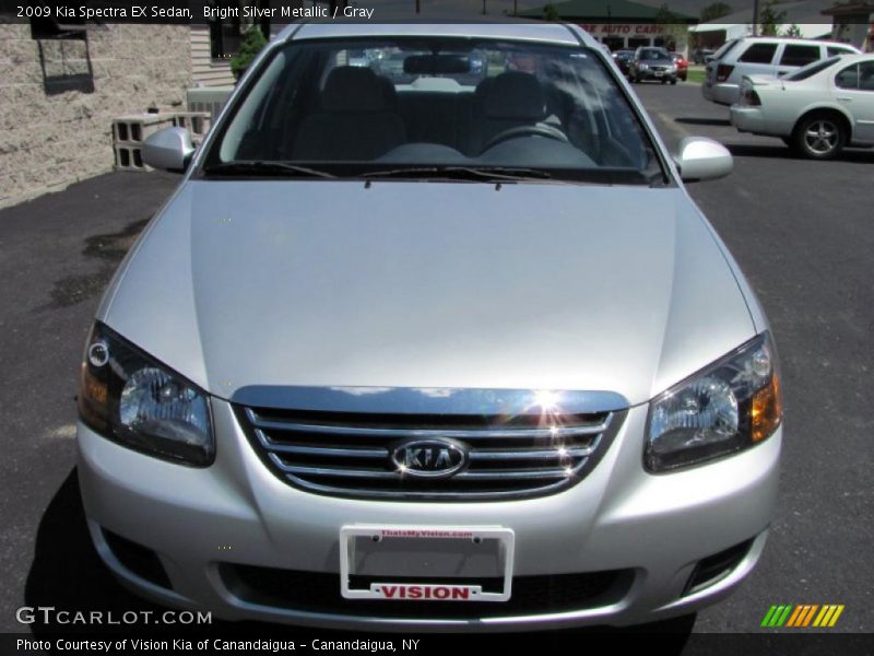 Bright Silver Metallic / Gray 2009 Kia Spectra EX Sedan