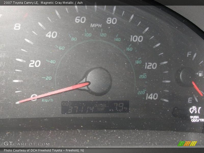 Magnetic Gray Metallic / Ash 2007 Toyota Camry LE