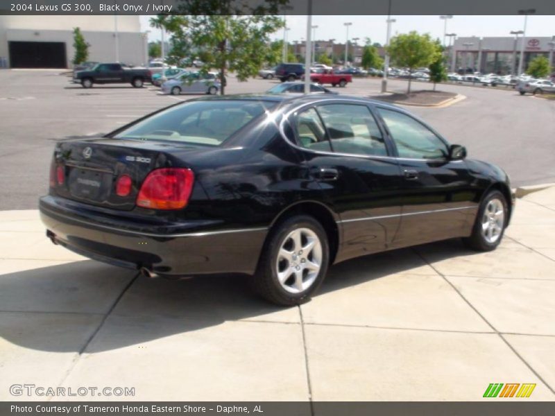 Black Onyx / Ivory 2004 Lexus GS 300