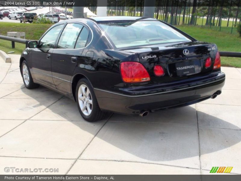 Black Onyx / Ivory 2004 Lexus GS 300