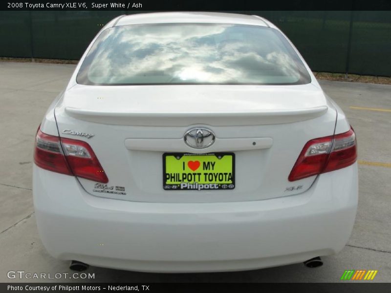 Super White / Ash 2008 Toyota Camry XLE V6