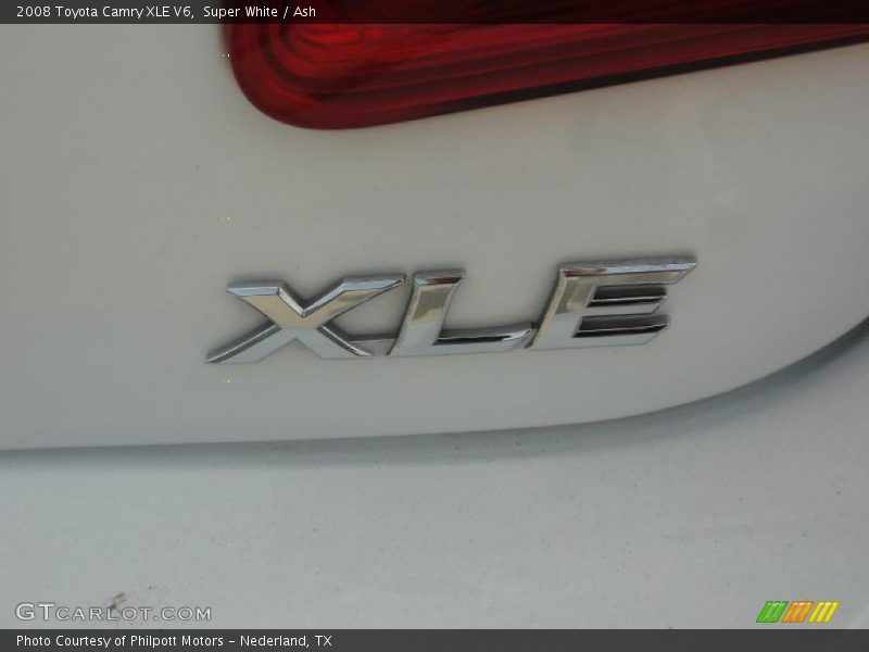 Super White / Ash 2008 Toyota Camry XLE V6
